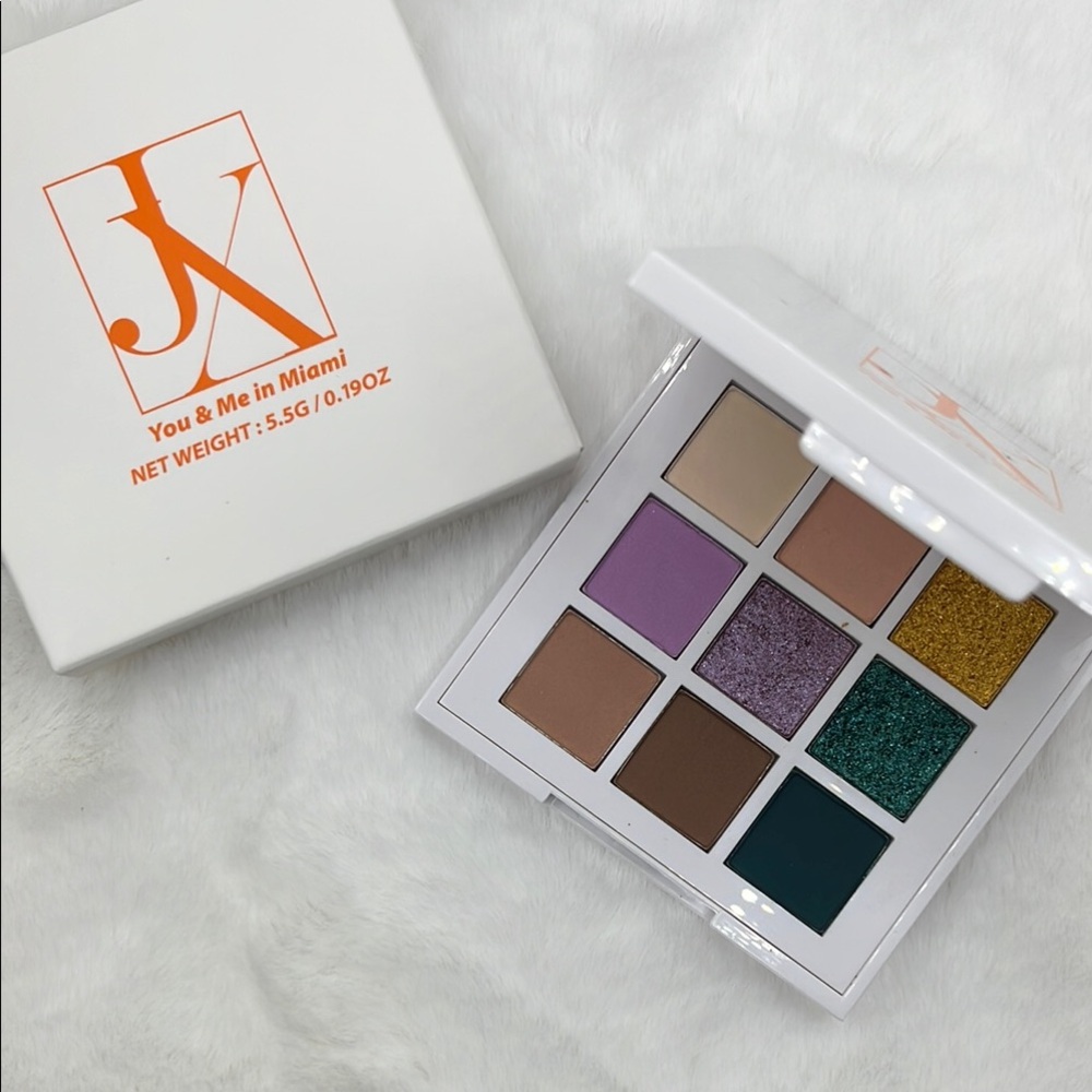 Just Ximena You & Me in Miami Eyeshadow Palette Matte & Shimmer Colorful